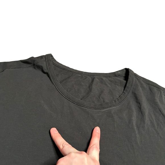 Lululemon Shirt Mens XXL Black Basic‎ Crewneck Long Sleeve Stretch Lightweight - Picture 7 of 10